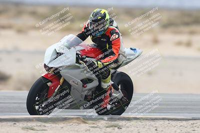 media/Sep-21-2025-Race Pace (Sun) [[98bf33ef95]]/Non Verified/6-Turn 16 Exit (12pm)/